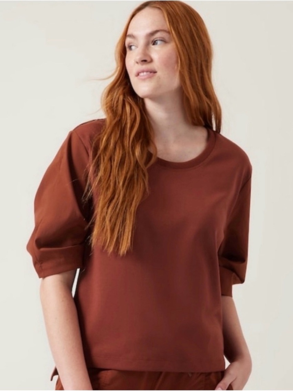 Athleta Harlow Hybrid Tee Shirt in Ancient Mahogany